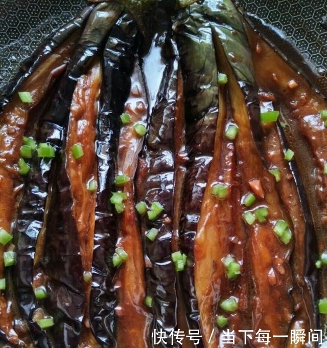 老醋|老醋茄子，茄子有了这个做法其他做法可以不要了