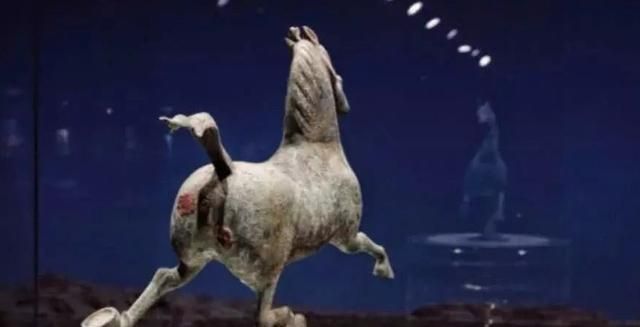 陪葬品|考古新结论,马踏飞燕被误解,新含义让人热血沸腾