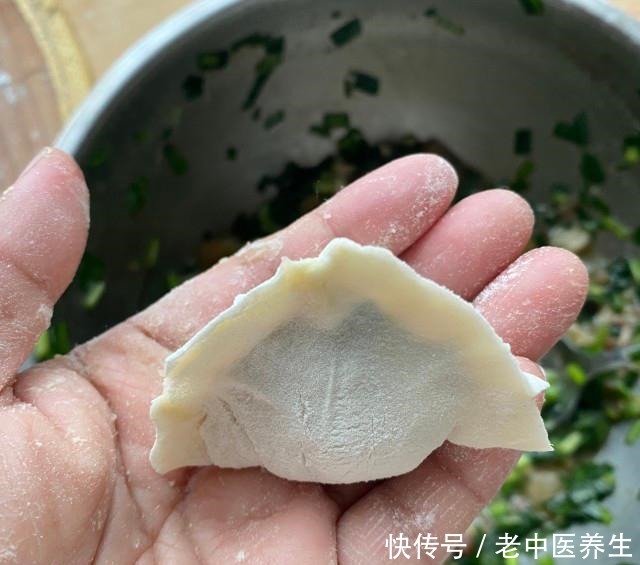  海三鲜水饺，韭菜清香中带着新鲜海鲜的甘甜