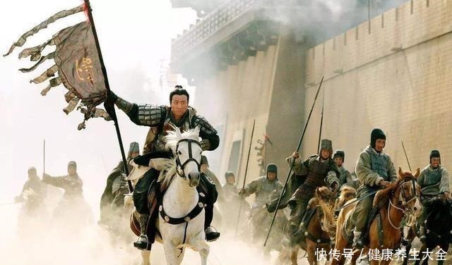 赤眉军|本该是开国名将，手握百万兵将，却闭关休战，最终输得只剩24骑