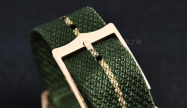 腕表|为何我们总爱绿表?品鉴帝舵碧湾1958型18K腕表