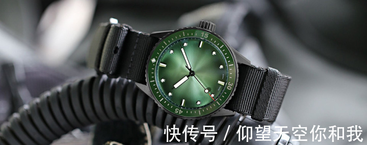 拉砂|上海百年灵手表的表壳刮伤的解决方法