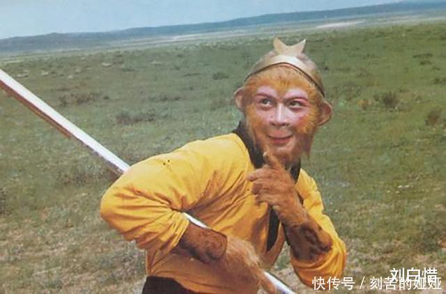 孙悟空看走眼,龙宫中他选择金箍棒,却错过了件更强的武器