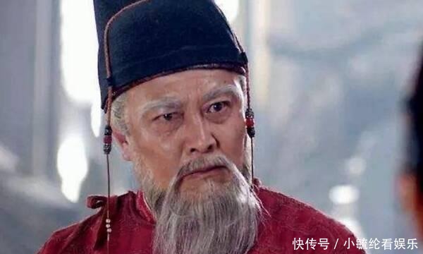 宰相临终嘱托:把我的配饰放在棺材前!儿子照做,果然捡回一条命