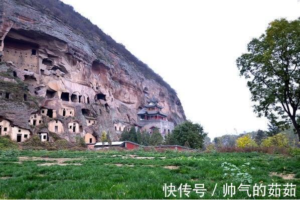 石窟寺|距离西安2h，有尊神秘大佛，长相酷似李世民，史书却无任何记载