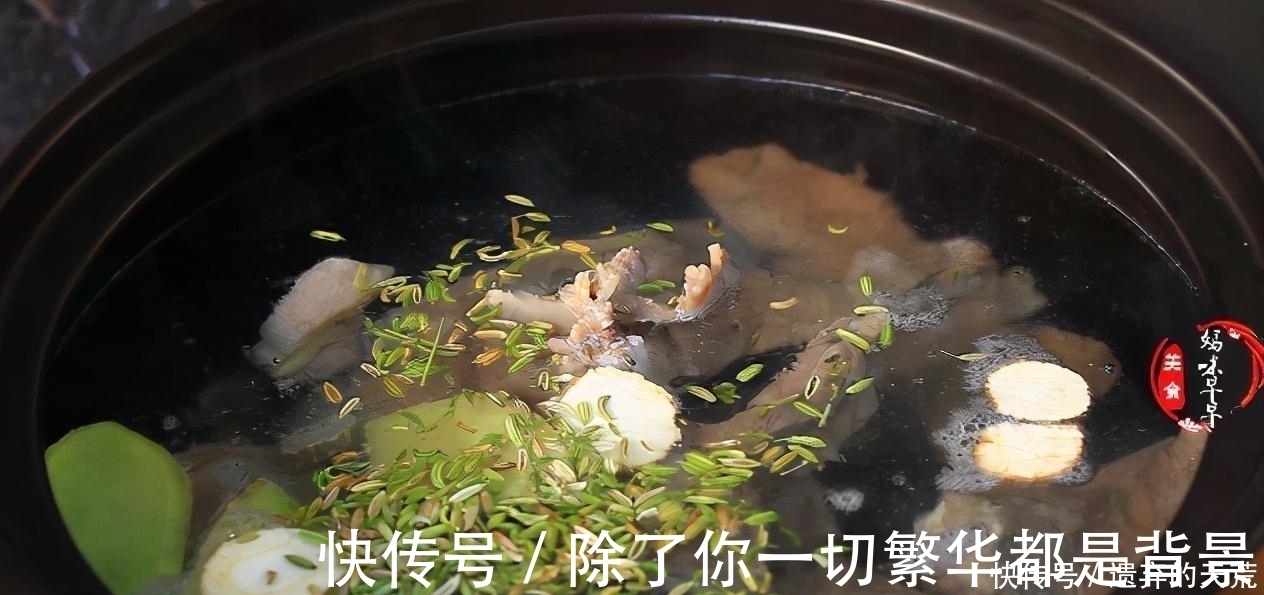 本草纲目|炖羊肉时,切记“3放3不放”,否则汤不浓白还发黑,膻味特别大