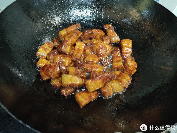 猪肉颂|红烧肉,记住“2不放2窍门”,肉香十足、软糯入味,不柴不油腻
