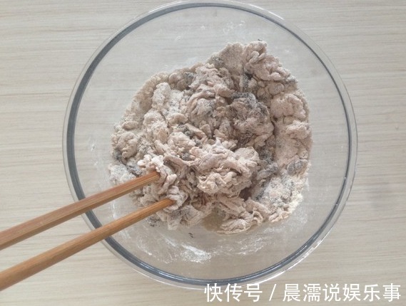 朋友们|天热多吃黑芝麻,教你2个新吃法,花钱买不到,好吃上瘾!