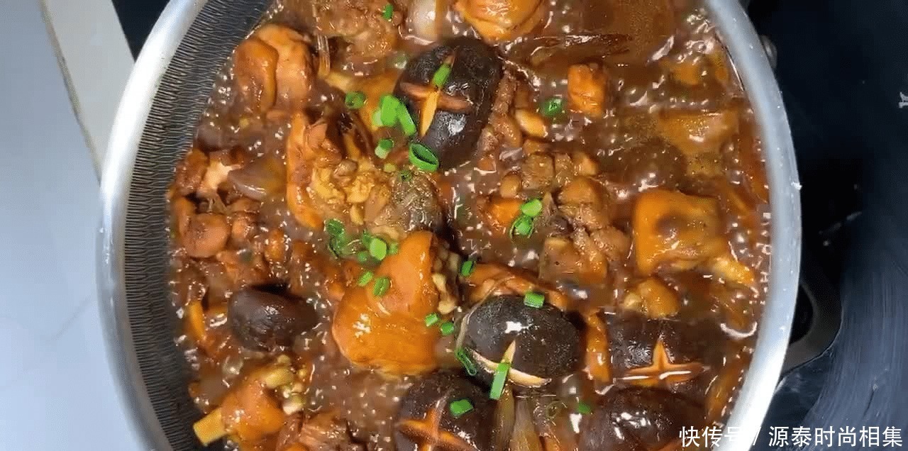 鸡腿|鸡腿怎么做既简单又好吃试试红烧鸡腿,瓷实劲道兼具营养和美味