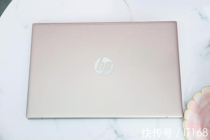 英特尔酷睿|高颜值长续航,新学期的你就需要这样一款笔记本