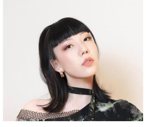 “鬼见愁”吴莫愁的心酸成名史