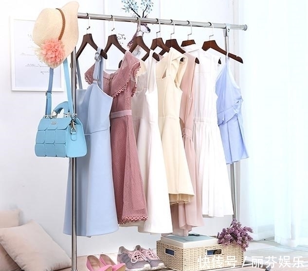 羽绒服|再三建议：羽绒服脏了别用水洗，用一常见物，比新买的还干净