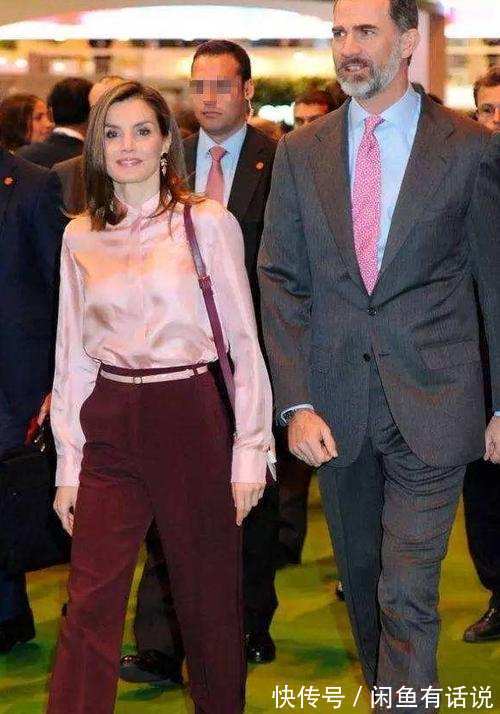 粉色|西班牙王后真节俭,一双粉红高跟鞋反复穿,撞衫影后也不输气场