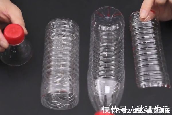 今天才知道，2个塑料瓶套在一起很厉害，解决了生活中一大难题