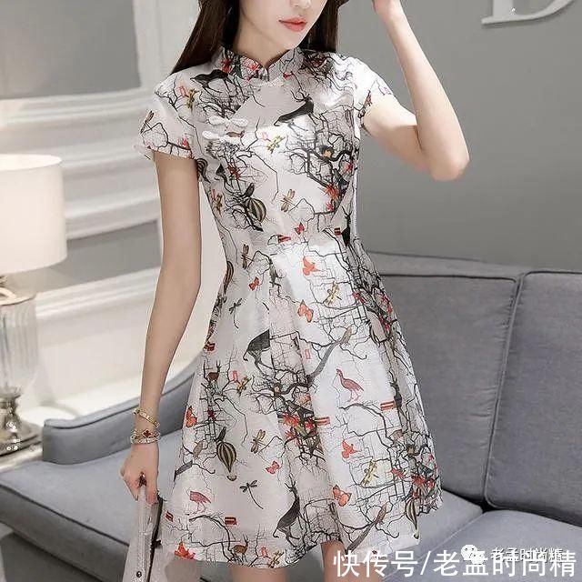 蕾丝|穿着改良旗袍裙的你,微微一胖很倾城