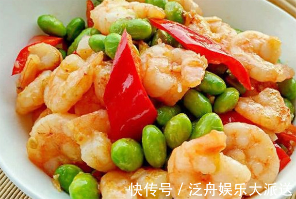 孩子|孩子周末只想上篮球补课班长高个,多吃增高菜,补钙补铁身体强