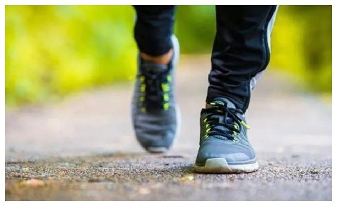 步数|查出高血压后，51岁大姐每天走10000步来“降压”，如今怎么样了