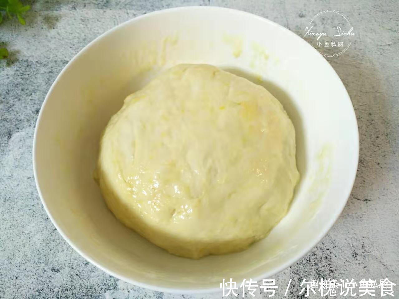 家里有面粉吗跟我一起做油条吧,不用泡打粉,零难度,一次成功