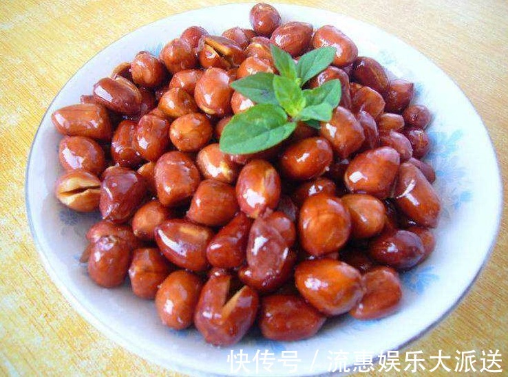 可口|炒花生米,只用油炒就错了!多一步操作,香脆可口,放7天不返潮