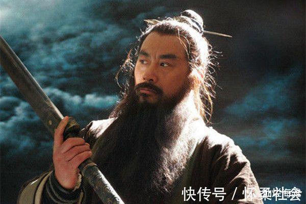 天罡!此人手持偃月刀,率部歼灭十一天罡二十七地煞,最终荡平梁山