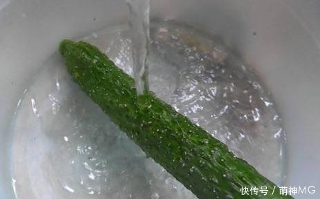 凉拌|黄瓜别再凉拌了,这样做清爽适口,又当菜又当饭!