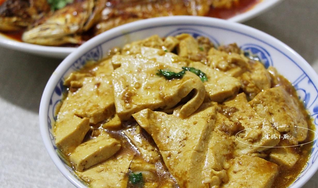 搭配|晒晒我家4口人晚餐，30块钱荤素搭配吃得香，网友：真会过日子