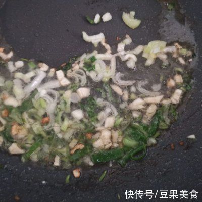 味达美清香米醋|#“佳”节好滋味#东北烤冷面