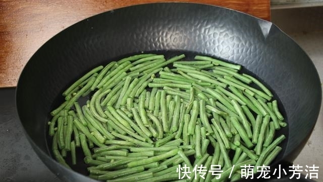 今天才知道,原来保存豆角这么简单,学会这2招,鲜嫩不会坏