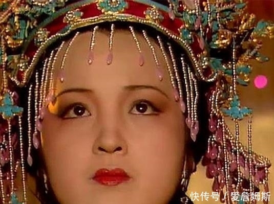 贾母|红楼梦:秦可卿到底是不是公主?贾珍用四个字给出准确答案