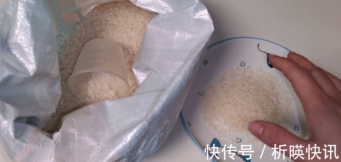 大米|现在才知道，袋装米和散装米，原来区别这么大！难怪煮的饭不香