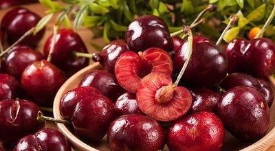 女性不想长皱纹，以下食物换着吃，补充营养，肝脏解毒，显年轻