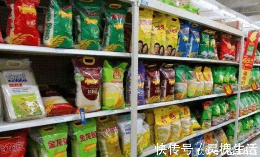 长虫|大米买多了,保存方法很简单,1年不霉不长虫,刚学会,涨知识了