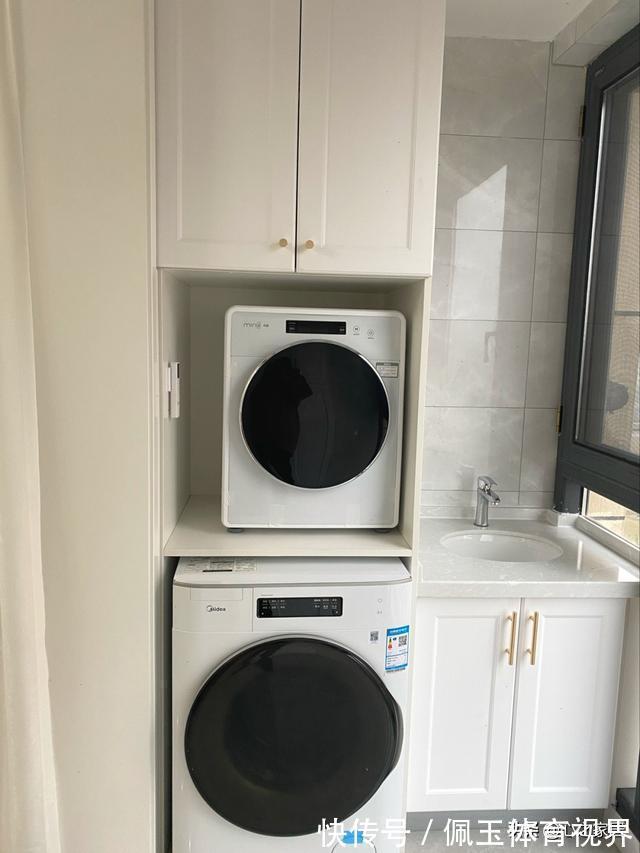 收纳|107㎡的家装风格选择了白色系,简单干净现代时尚,就是不耐脏