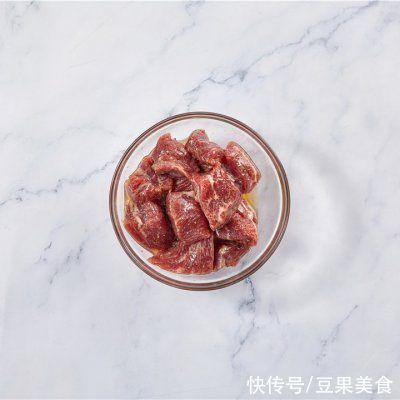 减脂也要吃肉肉（五）|烤牛肉时蔬沙拉 | 强身健体