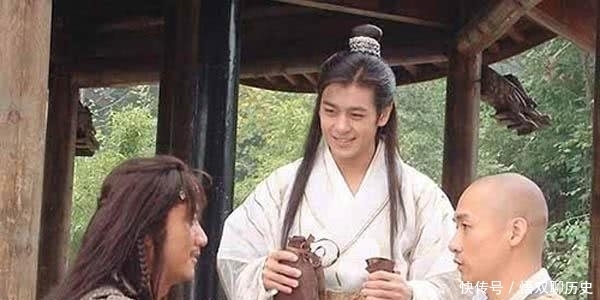 天龙八部中段誉明显像段正淳,却不是他的儿子,这里有个巨大漏洞