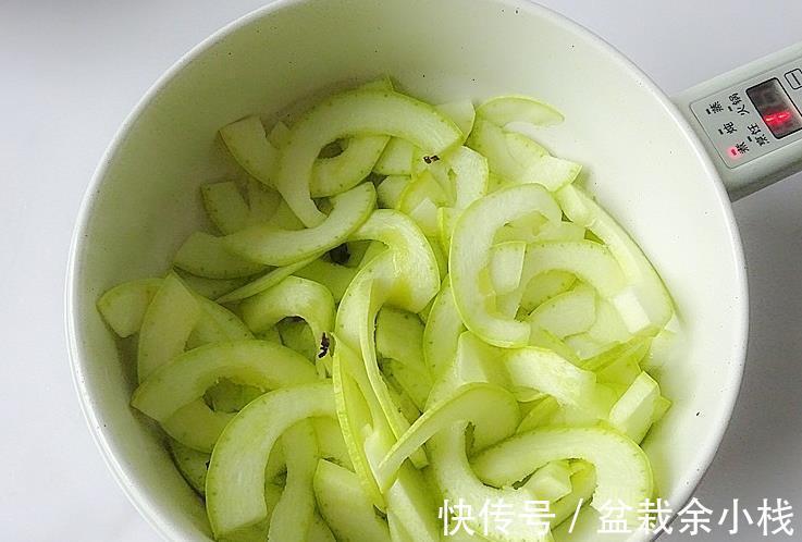 角瓜|秋后,不吃肉也要喝一汤,1元钱就能煮一锅,鲜香润燥很养人