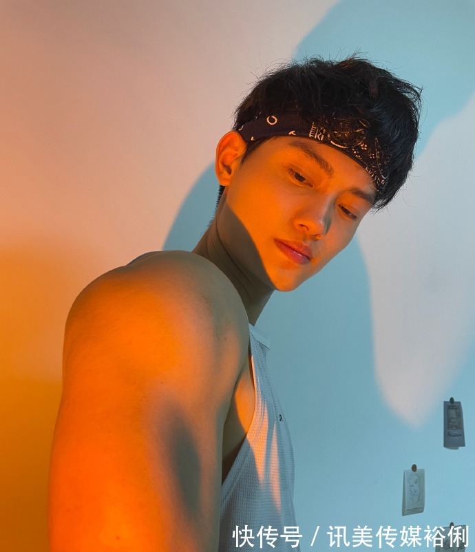 小哥|鼻子高又挺的肌肉小哥，最近练的勤，纬度真的又大很多！