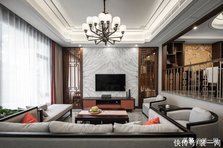 别墅|300㎡新中式实景的“方圆人生”，对称式别墅显中式传承