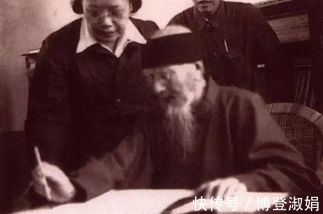 荣宝斋|这个盖章方法,原来是齐白石自创的防伪秘技!