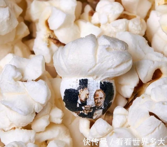 瓜子#惊爆眼球!60岁帅大爷在头发丝上画画,米粒、瓜子都给他当画布!