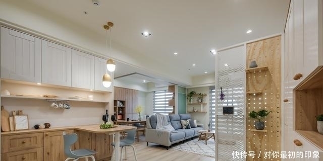 夫妻俩|夫妻俩晒出一线城市的新房,装修不豪华,但这才像是个家的样子