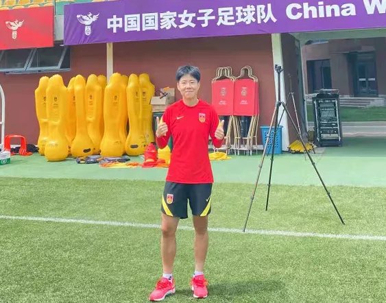 王霜|铿锵玫瑰再绽放，北师大女足队员出征东京奥运会！