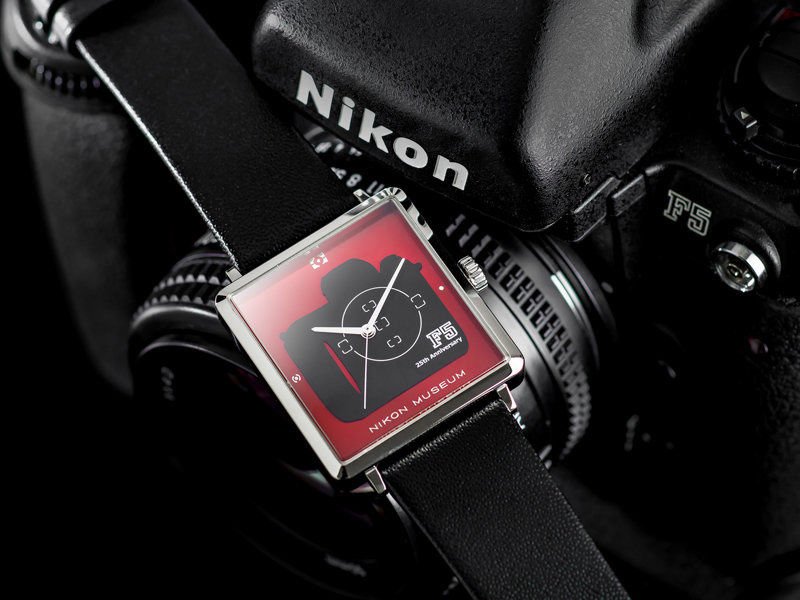cmos|尼康发布F5 25周年限量纪念腕表，价格比单反便宜太多