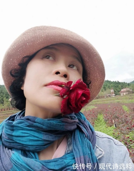 选读#女作家诗人画家海男诗歌选读