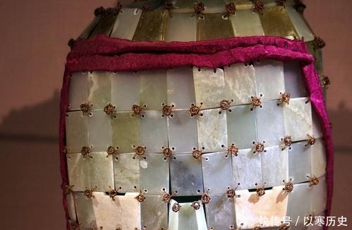 座汉墓中|中国古代,除了金缕玉衣,还有其它玉衣吗