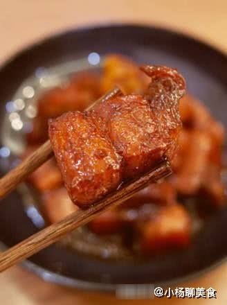 做红烧肉别再焯水!原来一直做错了,学会这招,红烧肉又香又嫩