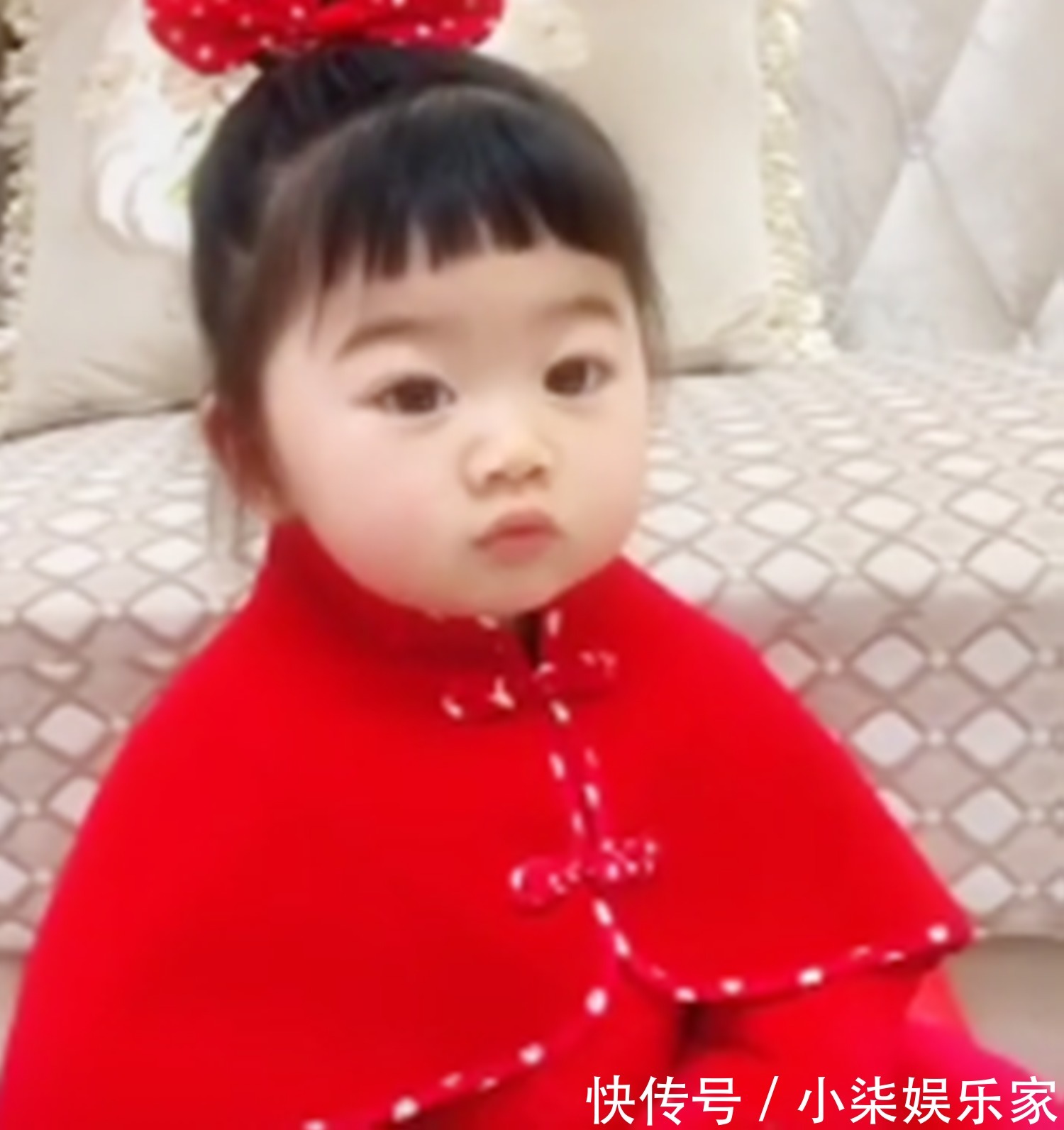 妈妈|妈妈和奶奶,谁带娃更时尚这一次奶奶的搭配,大获全胜