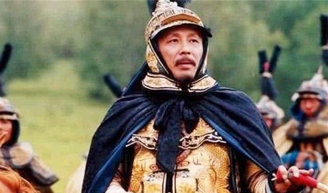 黄色|中国古代皇帝都穿什么颜色的衣服?别以为只有黄色,还有这两种