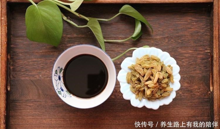 勾兑|天冷后，少吃葡萄多吃它，坚持每天吃1勺，精神满满过秋冬