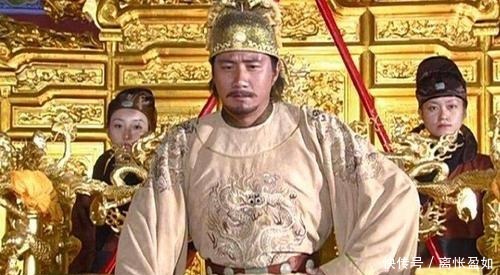 朱标跳河,众人急忙跳水救人,朱元璋看到